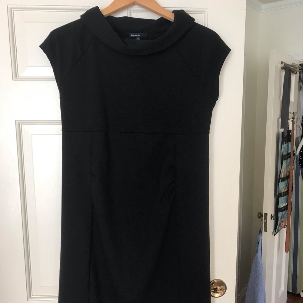Black ponte Gap maternity dress.